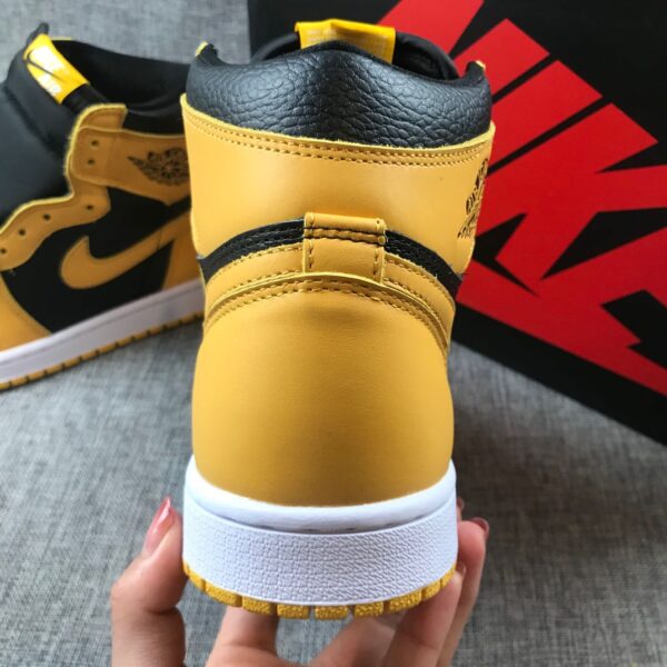 AJ1-Mustard-Black-5.jpeg
