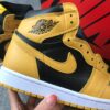 AJ1-Mustard-Black-7.jpeg
