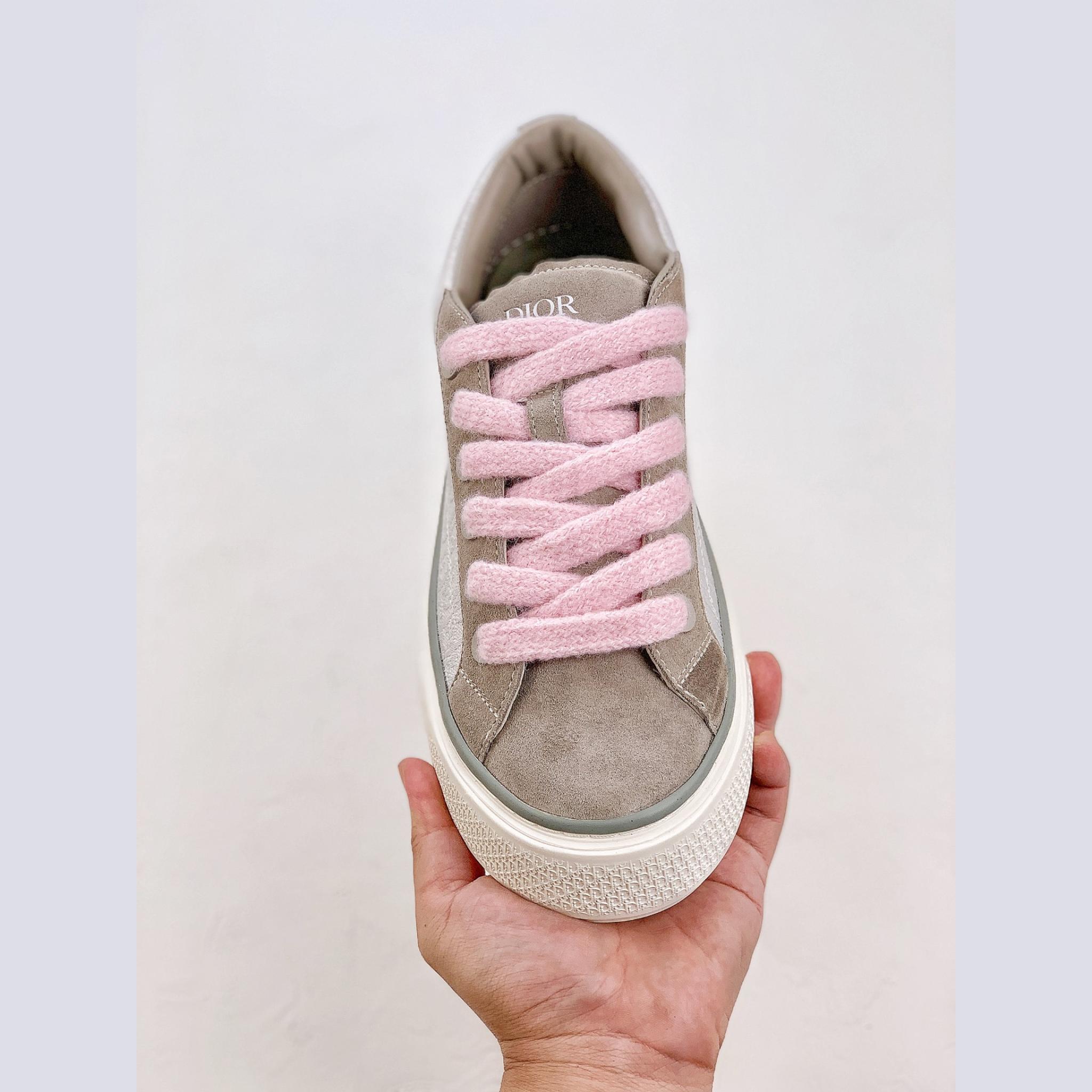 Dior-B33-Sneaker-Grey-White-Oblique-Jacquard-3.jpg